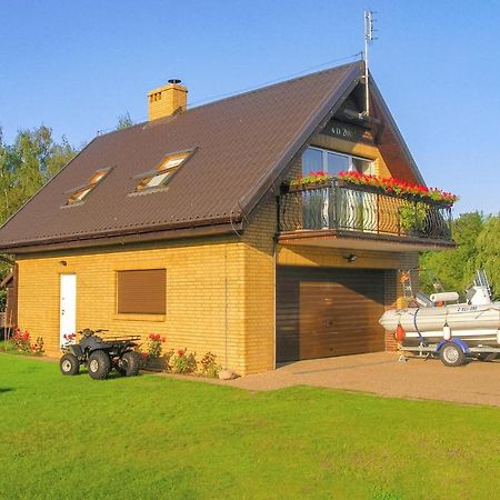 Cozy Apartment In Nowe Warpno With Wifi Exterior photo